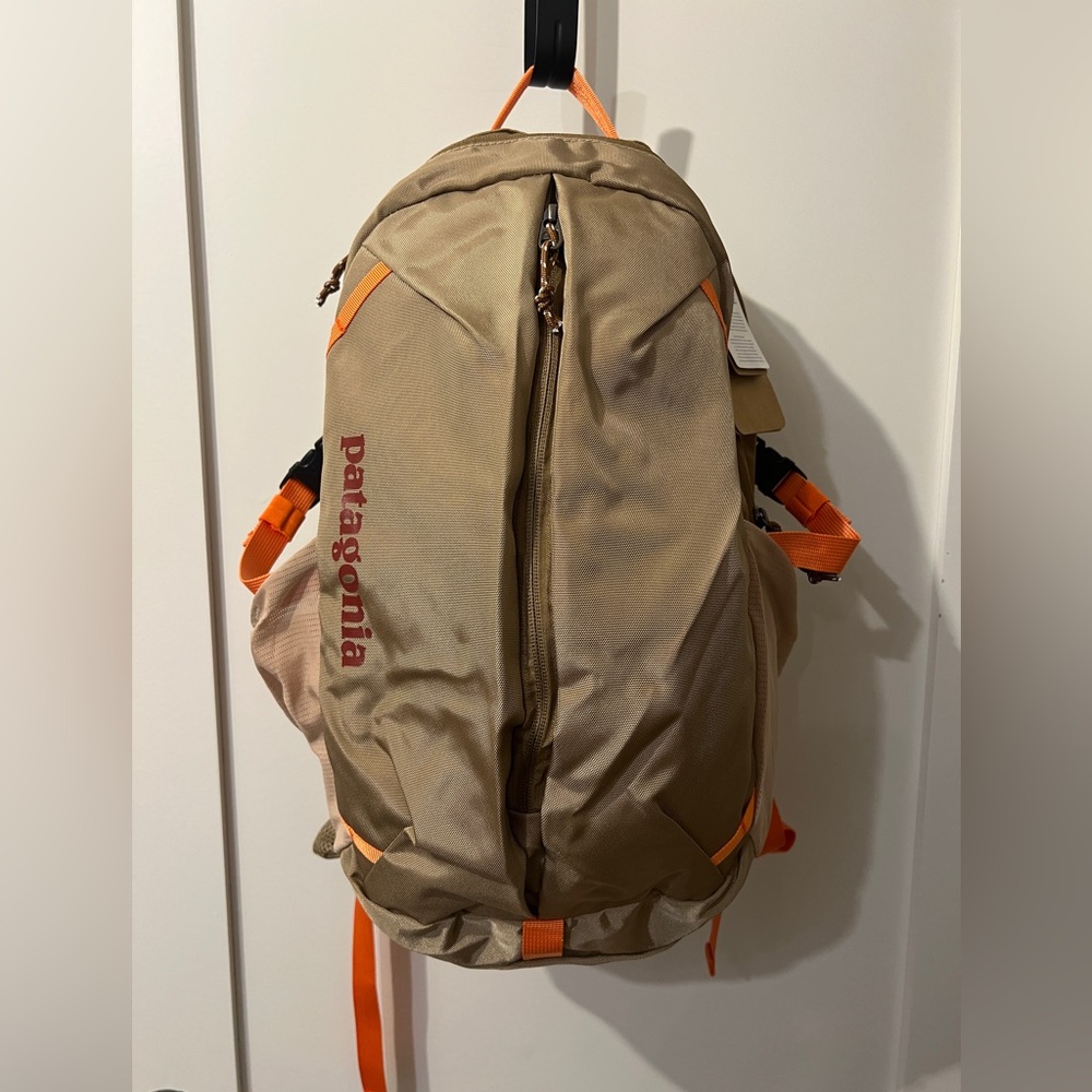 Patagonia Refugio Daypack 26L Backpack